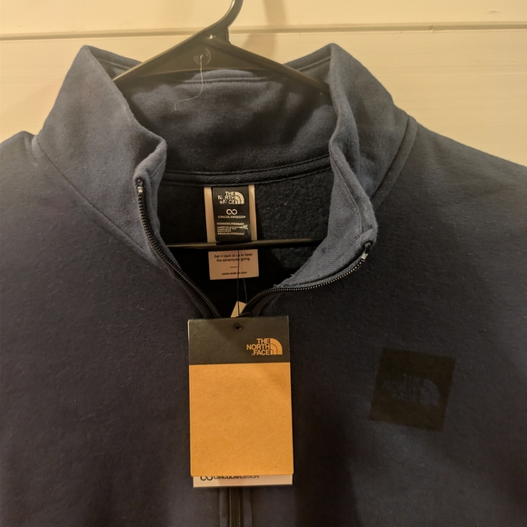 The North Face Black Quarter-Zip Pullover - Picture 3 of 5